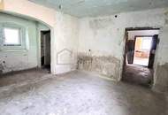 Charmantes Sanierungsobjekt mit großem Grundstück im Herzen von Preding