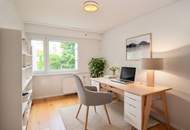 Helle 4 Zimmer-Wohnung mit Loggia und top Infrastruktur