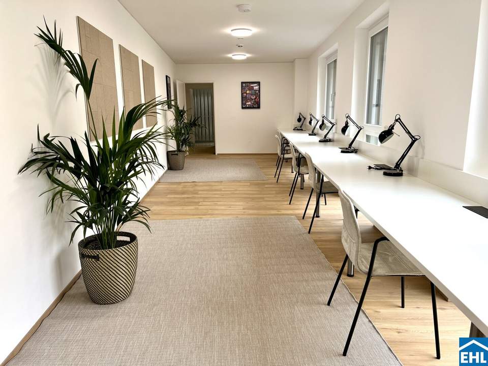 Helle 2-Zimmer-Wohnung mit Loggia und Fußbodenheizung im 19.OG – Urbaner Komfort im High Five!