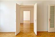 Unbefristete, stilvolle 4- Zimmer Altbauwohnung in der Siebensterngasse