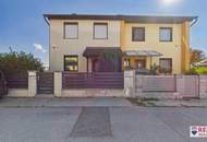 Familienidylle pur – Gepflegte Doppelhaushälfte mit Garten, Terrasse & Carport