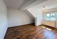 Ruhige Lage im Grünen: Singlewohnung mit Parkplatz ab Juli zu vermieten!