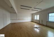 **VIDEOBESICHTIGUNG** Flexible Gewerbeflächen + Parkplätze (optional) mit perfekter Anbindung in Vösendorf kurzfristig mieten!