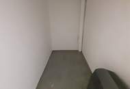 Hobbyraum/Lager mit Dusche und WC bei der U3