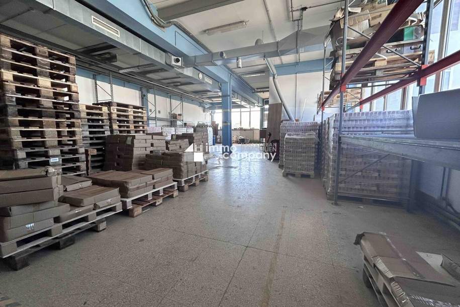 Attraktives (Gewerbe-)Lager mit Lastenlift, Büro und Parkplätze, Gewerbeobjekt-miete, 2.340,00,€, 5161 Salzburg-Umgebung