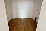 Helle 2-Zimmer-Wohnung mit Altbau-Charme