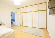 Großzügige Wohnung mit zwei Loggien in Ruhelage!