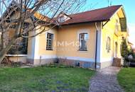 Französisches Jagd-Chalet – nur 30 Minuten von Wien: 2.480 m² Grundstück in unverbaubarer Ruhelage