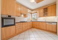 EIN HAUS MIT CHARAKTER! Einzigartiges Einfamilienhaus mit traumhaftem Garten, Garage und mehr!