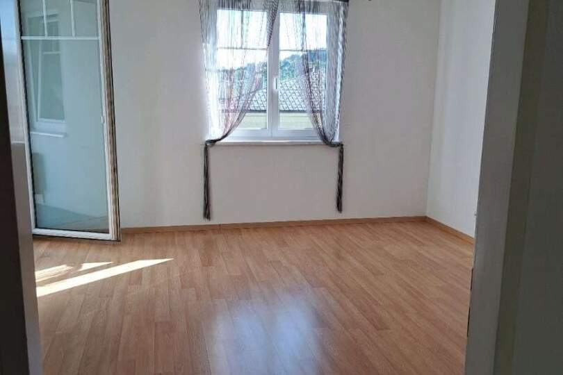 Gepflegte Terrassenwohnung 14 m² Terrasse in Hirtenberg: 51m² mit Balkon und Stellplatz!, Wohnung-kauf, 189.000,€, 2552 Baden