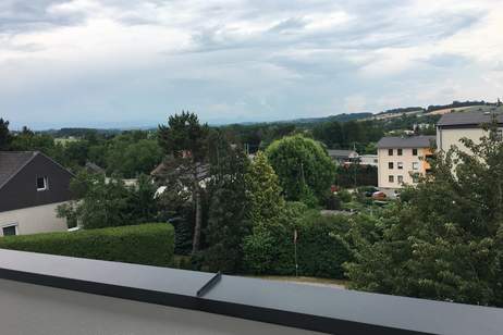 Wohnung mit Ausblick - 3 Zimmer &amp; großer Balkon, Wohnung-miete, 960,00,€, 4501 Linz-Land