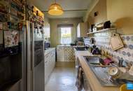 Charmantes Einfamilienhaus mit Schwimmbad und Garage in Theresienfeld