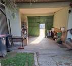 Grundstück mit Bastlerhaus