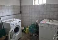 Renovierungsbedürftiges Mittelreihenhaus