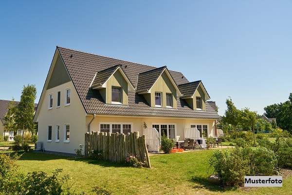 +++ Reihenhausanlage mit Stellplätzen +++, Haus-kauf, 2.110.000,€, 2532 Baden