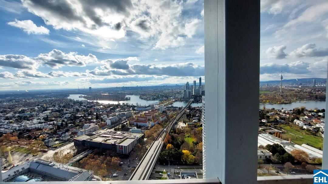 Urbanes Wohnen mit Rooftop Pool, Spa &amp; Skylineblick – TOWER HOMES