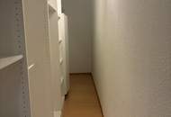 3 Zimmerwohnung in saniertem Wohnhaus perfekt gelegen mit Loggia