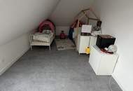 Großzügige 4-Zimmer-Dachgeschosswohnung mit Lift, Keller und Stellplätzen in Kaltenleutgeben