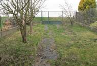 Gepflegtes Landhaus mit Carport, Nebengebäude, Garten und uneinsehbarem Innenhof