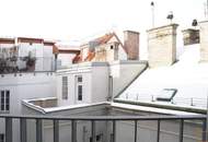 Unbefristete und zentral begehbare Altbauwohnung mit Balkon und Bulthaup-Küche