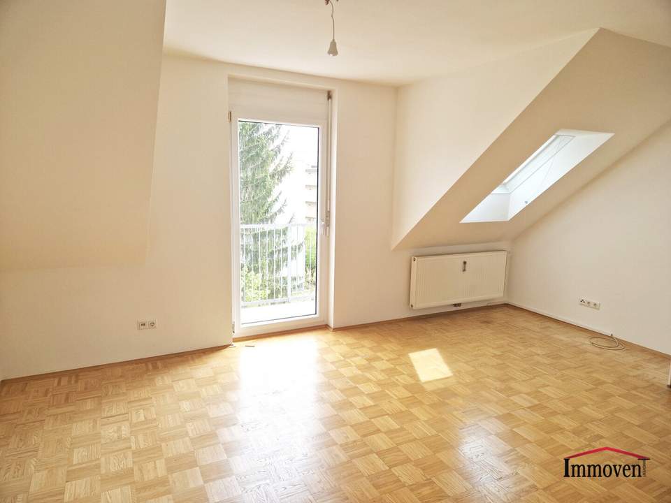 Großzügige 3-Zimmerwohnung mit Balkon nahe der FH Joanneum!