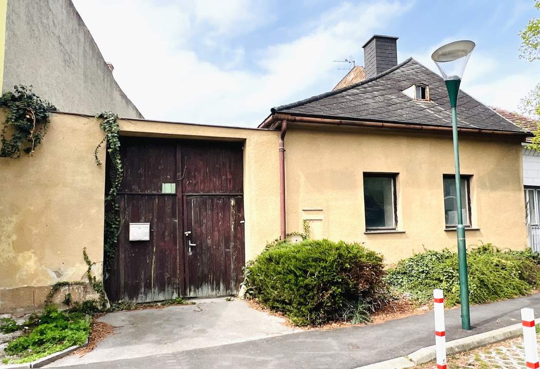 Grundstück mit Altbestand