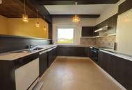 Charmantes 4 Zimmer-Einfamilienhaus mit Garten, Balkon & Garagen