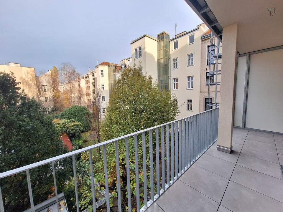 Innenhofbalkon und Traumblick ins Grüne - Exklusive 4-Zimmer Wohnung in Toplage bei U3