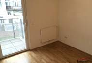 Nette 2-Zimmerwohnung mit Balkon in begrünter Innenhofruhelage (Mietbeginn nach Vereinbarung 1/2026 oder 2/2026)