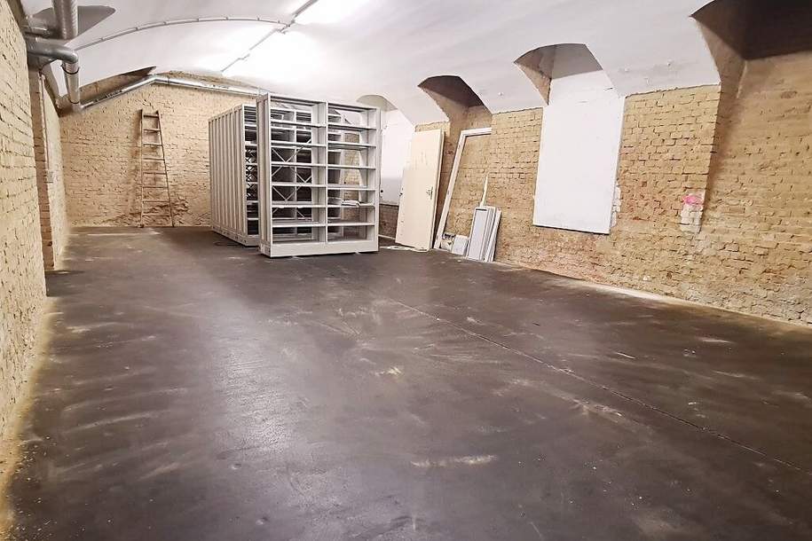 ESSLINGGASSE, BÖRSE-NÄHE, 85 m2 Lagerraum, Stromanschluss, Belüftung, Kellergeschoß ohne Aufzug, Gewerbeobjekt-miete, 723,62,€, 1010 Wien 1., Innere Stadt