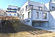 IDYLLISCHES DOPPELHAUS in den Weinbergen - mit DOPPELGARAGE, GARTEN, TERRASSE & DACHTERRASSE!