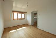 Italienischer Flair am Kulm – ästhetisches Eck-Toskana-Haus mit unverbaubarer Fernsicht in absoluter Ruhelage mit Ganztagssonne.