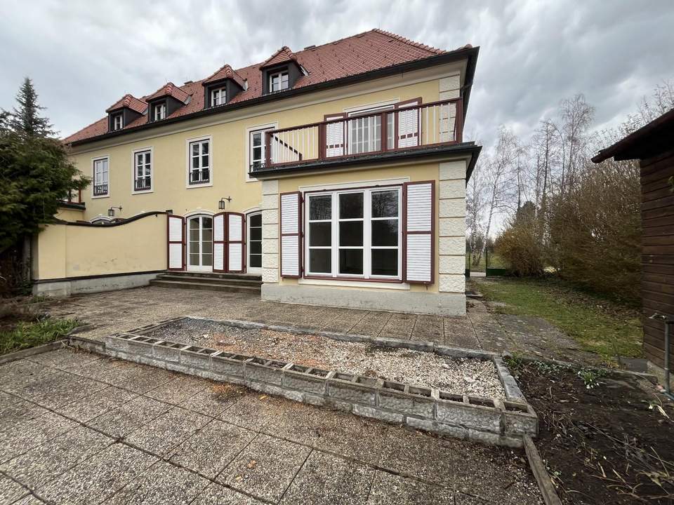 Haus 3/Top 2- ANLAGEOBJEKT - Leben und genießen - stillvolle Doppelhaushälfte mit großem Garten wartet auf Sie!
