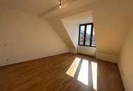Votivkirche, Ring und 1. Bezirk vor der Türe: 4-Zimmer-Dachgeschoss mit Terrasse | Klimatisiert