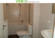 Altbau-Mietwohnung in Braunau, direkt am Stadtplatz - auch als Büro nutzbar !