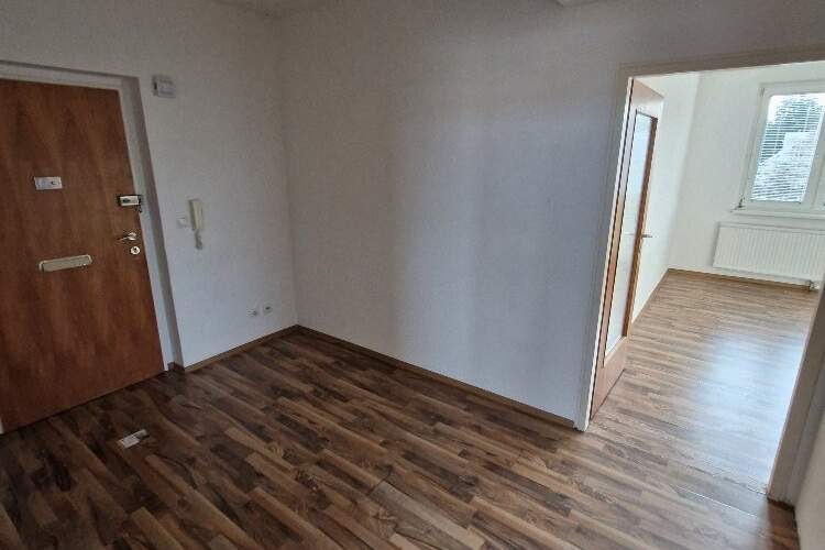 Unbefristete 2-Zimmer-Wohnung in ruhiger Lage!, Wohnung-miete, 669,00,€, 3100 Sankt Pölten(Stadt)