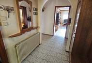 Nostalgie pur...Gemütliches Wohnen mit Garten und Garage in 1220 Wien - Einfamilienhaus zur Miete