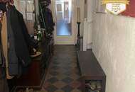 Zum Verkauf wird eine ca. 130 Jahre alte Jugendstilvilla mit 10 Zimmer in Edlitz geboten!