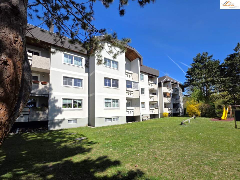 Helle 2 Zimmer Wohnung mit Loggia & Stellplatz - Lanzenkirchen