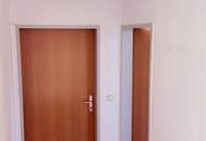 Geschäftslokal in Zentrumsnähe - 95m², großer Verkaufsraum, Abstellraum, kl. Teeküche, Toilette! Garage/Parkplatz möglich!