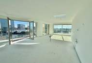 Luxus Pur: Penthouse directly at the main train station: Commission-free + Completion in October