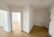 UNBEFRISTET und teilsaniert - Moderne 2-Zimmerwohnung mit Blick auf den Schlossberg!