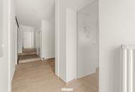 Exklusives Pferdeanwesen nahe Wien – Villa, Reitviereck mit Flutlichtanlage, eingezäunte Koppeln, zweites Wohnhaus und über 25.000 m² Eigengrund