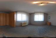 Mehr Raum, mehr Möglichkeiten - vielseitiges Zweifamilienhaus mit Gartenidylle!