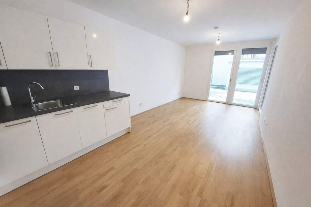 Moderne 2-Zimmer-Wohnung mit Garten und großer Terrasse – in der Koloniestraße!