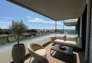 Provisionsfrei: Erstbezug - Balkonwohnung in luxuriöser Anlage mit Gemeinschaftsdachgarten und Palmenhaus