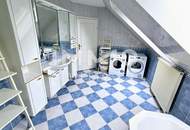 Lichtdurchflutetes, familienfreundliches Traumhaus: 4 Schlafzimmer, Pool, Sauna und Gartenidylle