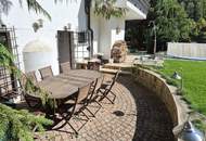 AUSSERGEWÖHNLICHES HAUS IN GRÜNRUHELAGE MIT POOL UND EINLIEGERWOHNUNG