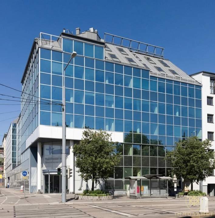 Tolles Dachgeschoss Büro verfügbar - besondere Fläche zur Vermietung