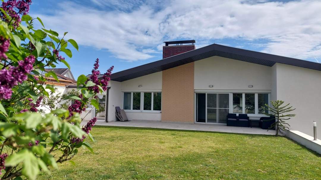 "Luxus-Bungalow mit Wellnessbereich auf 2 Etagen in Wr. Neustadt"